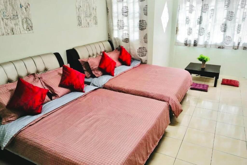Lily Vacation Home At Cameron Highlands - 12 Pax,Free Wifi W Carporch Tanah Rata Buitenkant foto